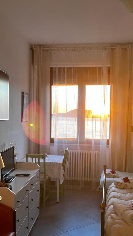 B&B Camera Bellavista Леричі Екстер'єр фото