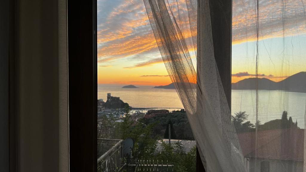 B&B Camera Bellavista Леричі Екстер'єр фото